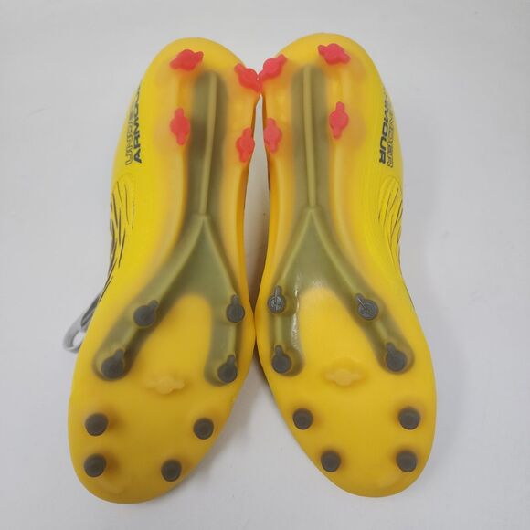 Under Armour Magnetico Elite 4 FG Soccer Cleats Womens 9 Yellow Taxi Comfort - Picture 7 of 8